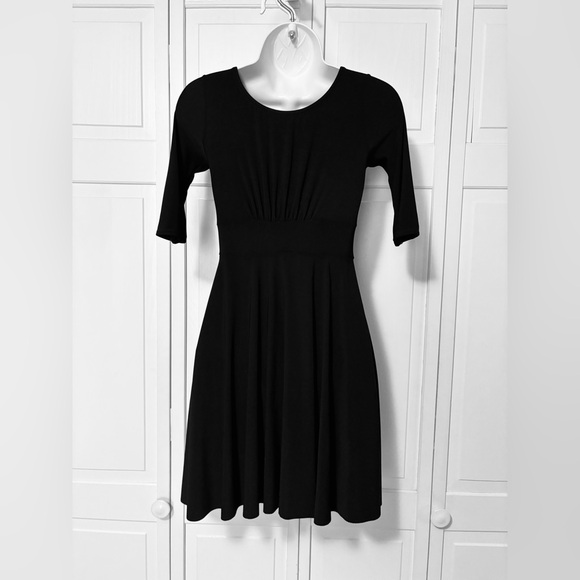 Weissman Dance Costume in black (large child) - Picture 3 of 4